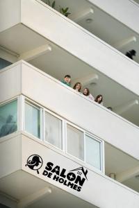 Salon De Holmes Episode 10 END